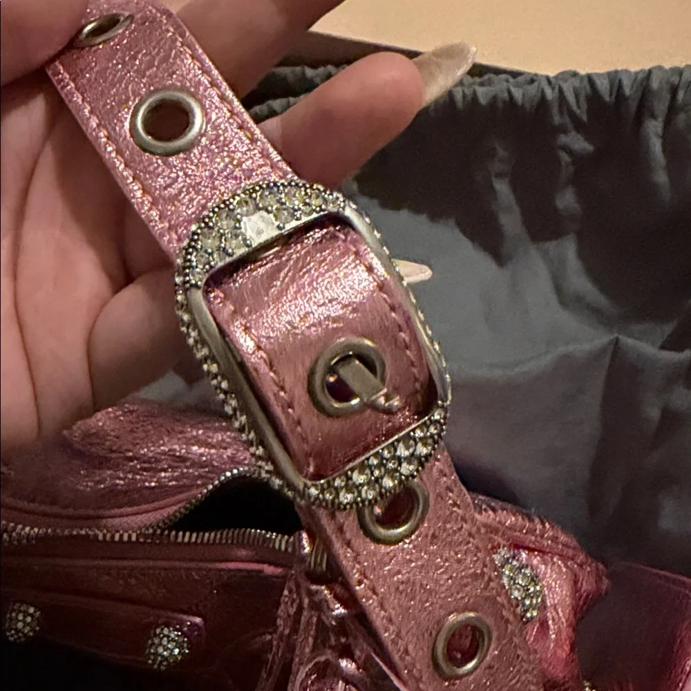 Balenciaga Pink Le Cagole Xs Shoulder Bag Metallized With Rhinestones - Picture 12 of 15